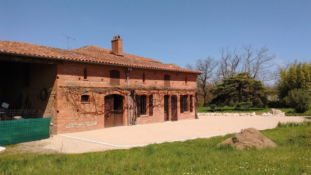 Cour de ferme transformée en allée de propriété 3 avant apres MM4 daniel moquet 2