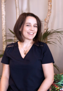 Nouveau look pour salle de bains exigeante 4 aurélie arvieu Koloré