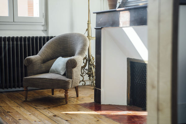 Pauline Clotail, tapissière d’ameublement 7 ma maison magazine gratuit pauline clotail