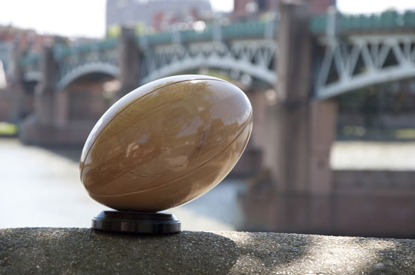 Les ballons de rugby en bois de Pierre Armengaud 5 pierre armengaud ballon rugby en bois