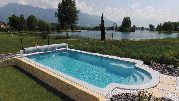 Envie d'une petite piscine ou d'un grand bassin ? 4 composite pool blagnac toulouse pisciniste