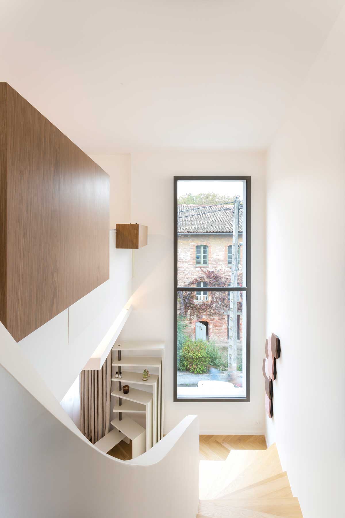 Sobre & léger 12 maison renovee atelier m toulouse