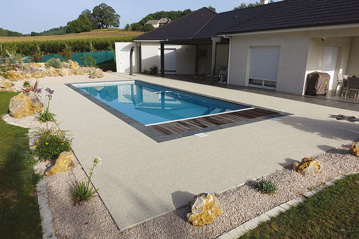 La moquette de pierre 3 ma maison occitanie création moquette de pierre piscine extérieur rénovation