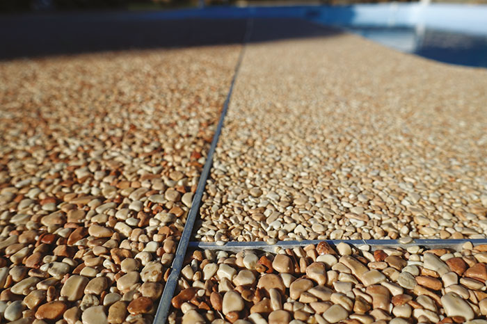 La moquette de pierre 4 ma maison occitanie création moquette de pierre piscine extérieur rénovation