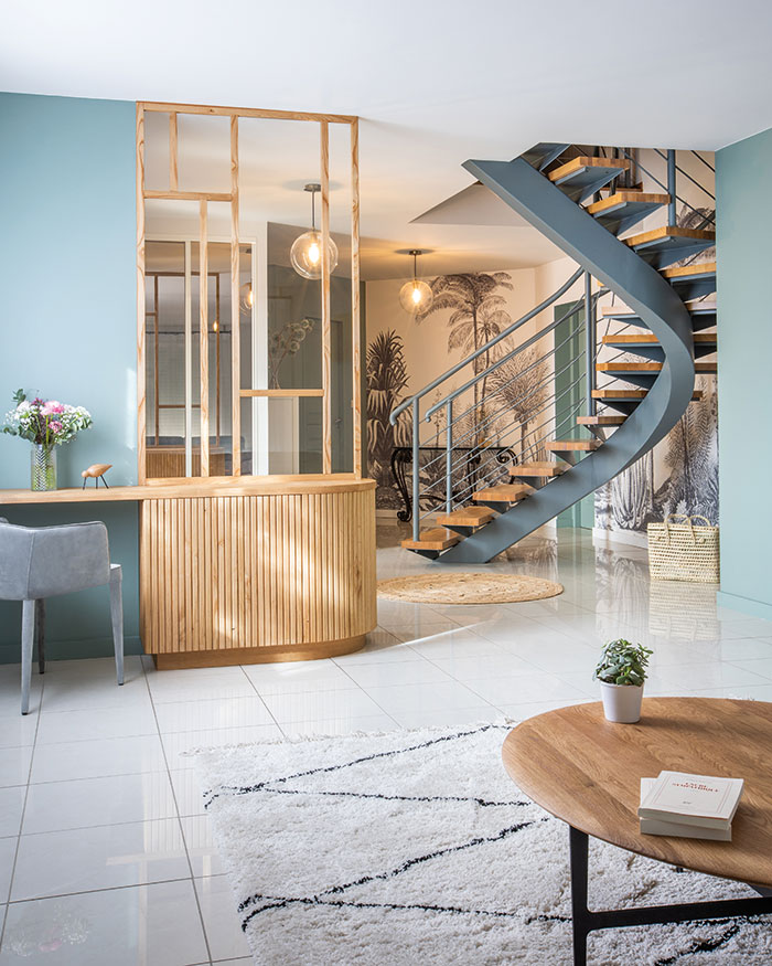 D'entrée de jeu 2 architecte décoratrice les escaliers en papier montesinos ledru