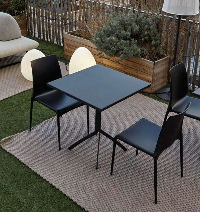 Tables d'extérieur en aluminium 5 table a manger outdoor selection ma maison magazine