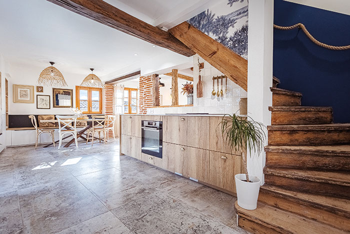 Poésie champêtre à Mézens 4 decoratrice anais climent maybee renovation maison campagne