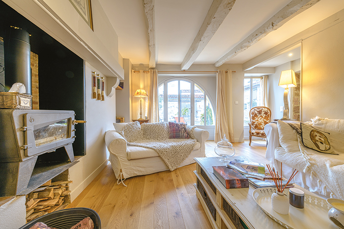 Pour l'amour de la belle pierre 10 maison ancienne renovee tarn architecte d'interieur delphine eche