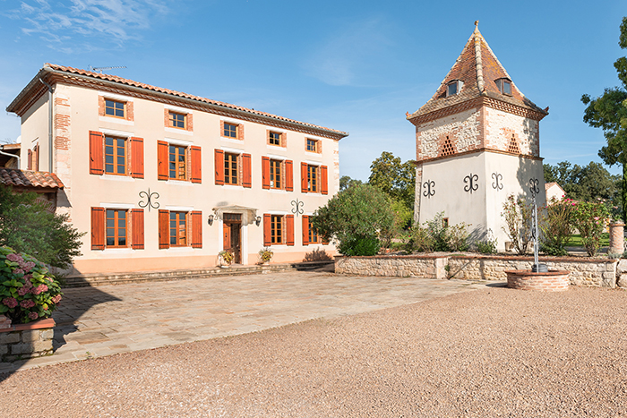 Dans l'Albigeois, domaine d'exception 1 domaine terra rosa albi